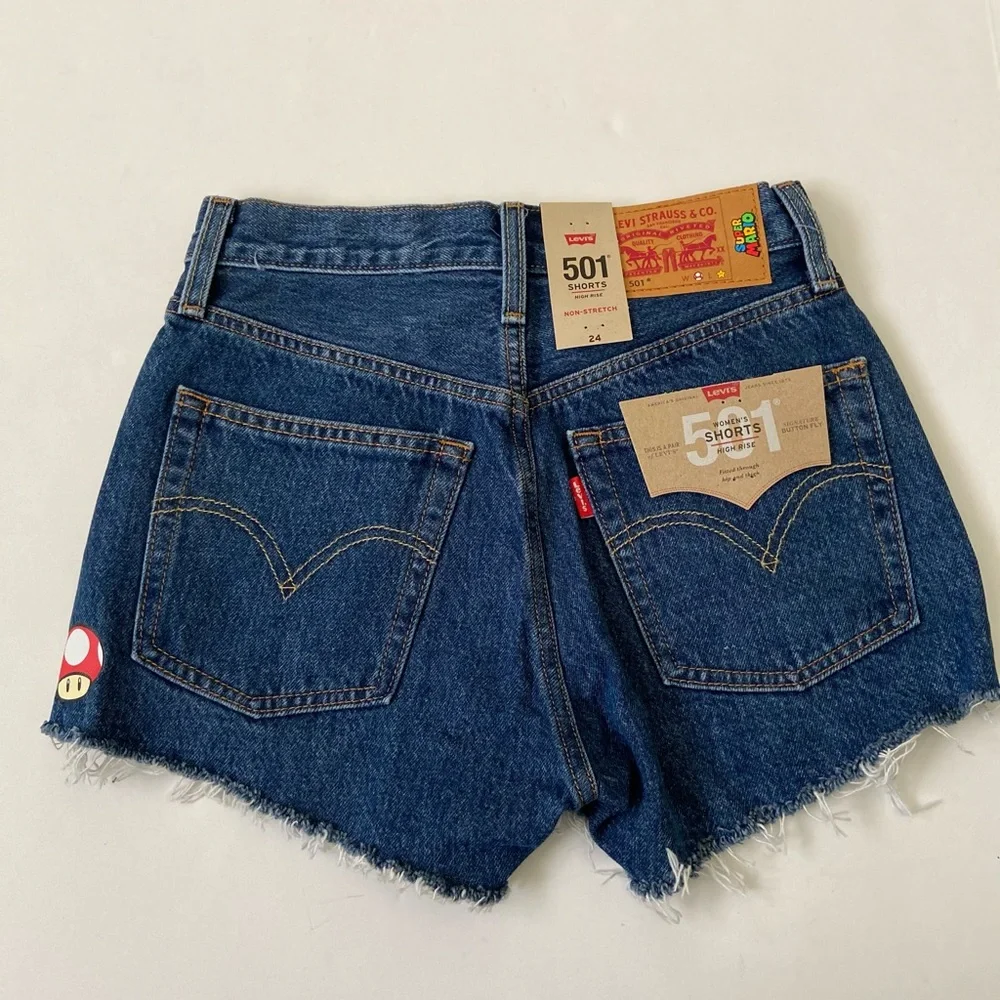 Levi’s 501 Super Mario High Rise Shorts - Picture 5 of 8